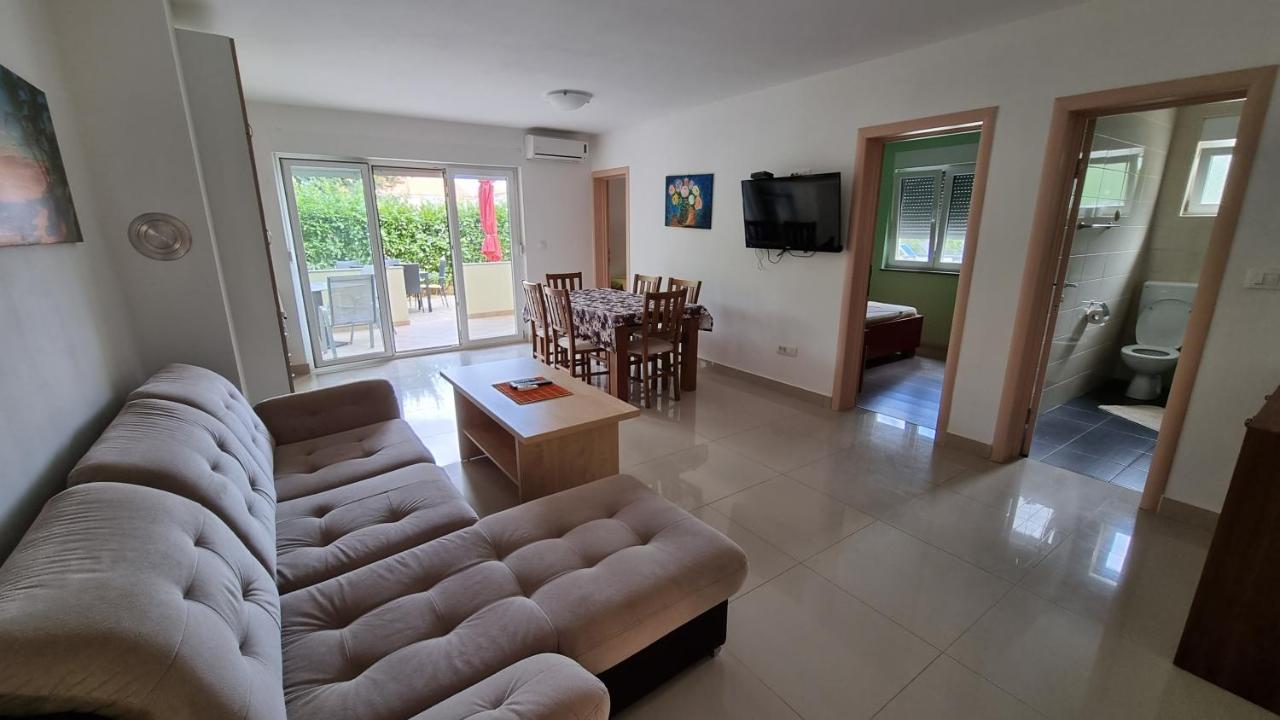 Apartments Bellator Šilo Extérieur photo