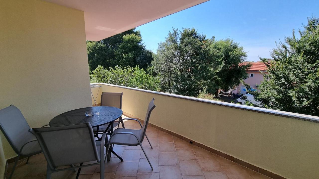 Apartments Bellator Šilo Extérieur photo
