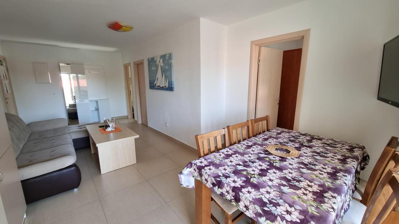Apartments Bellator Šilo Extérieur photo