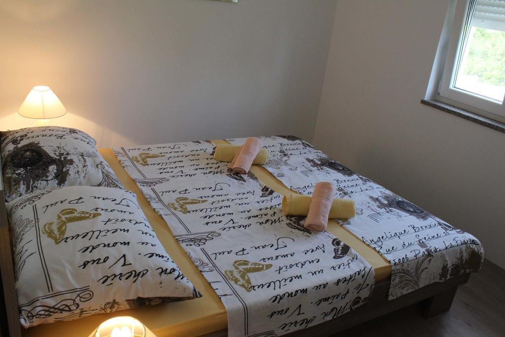 Apartments Bellator Šilo Extérieur photo