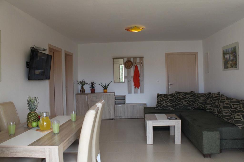 Apartments Bellator Šilo Extérieur photo