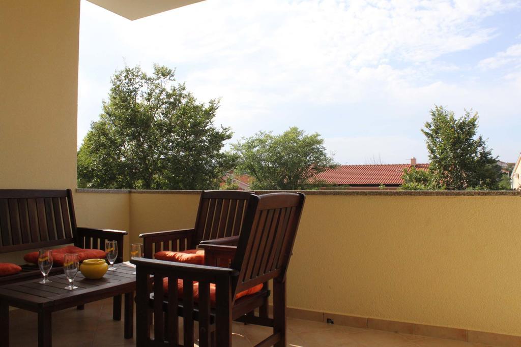 Apartments Bellator Šilo Extérieur photo
