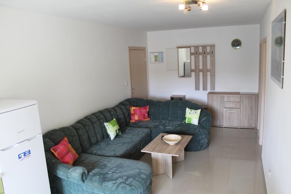 Apartments Bellator Šilo Extérieur photo